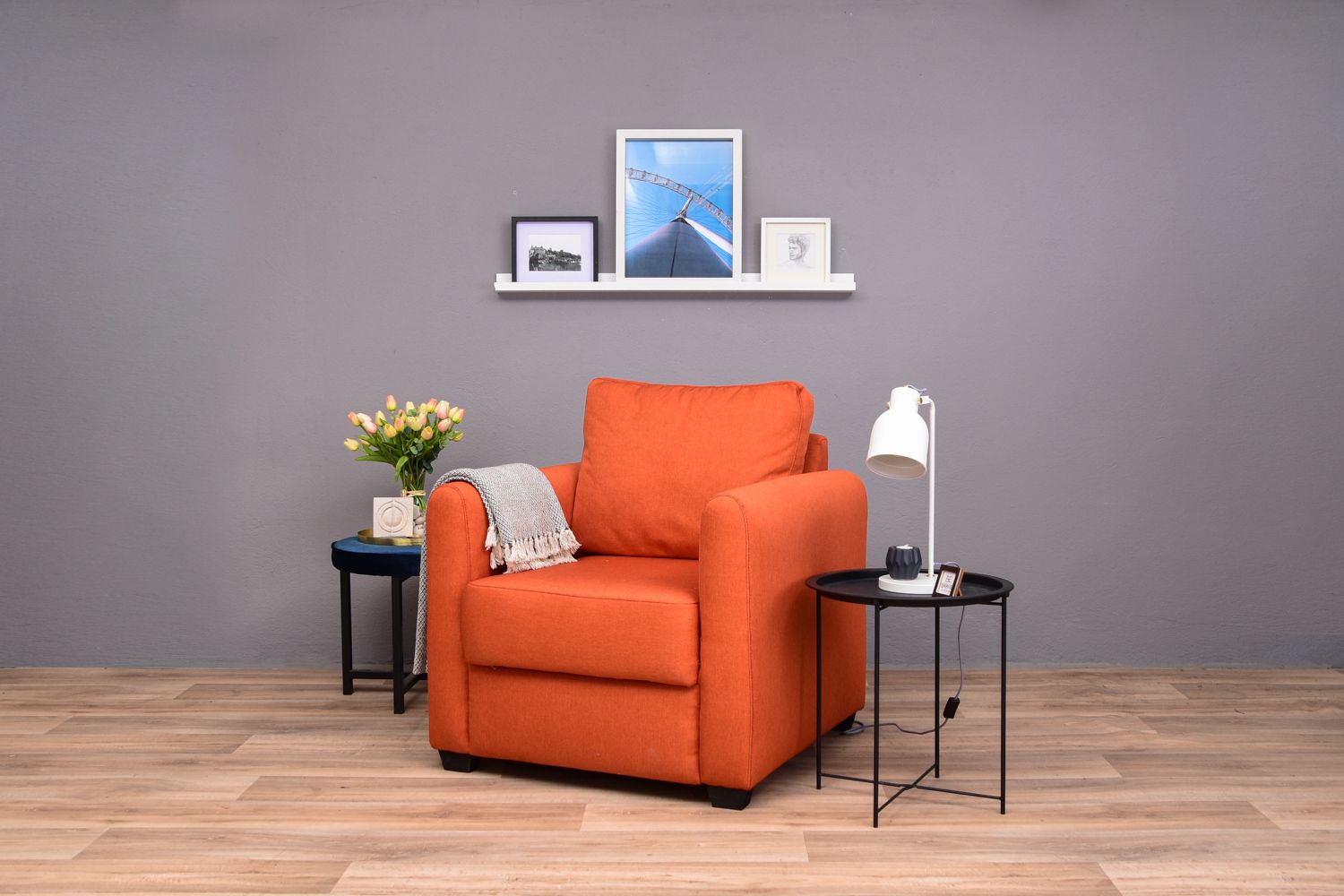 SOFIA_1_ERICA_ORANGE_LIFESTYLE